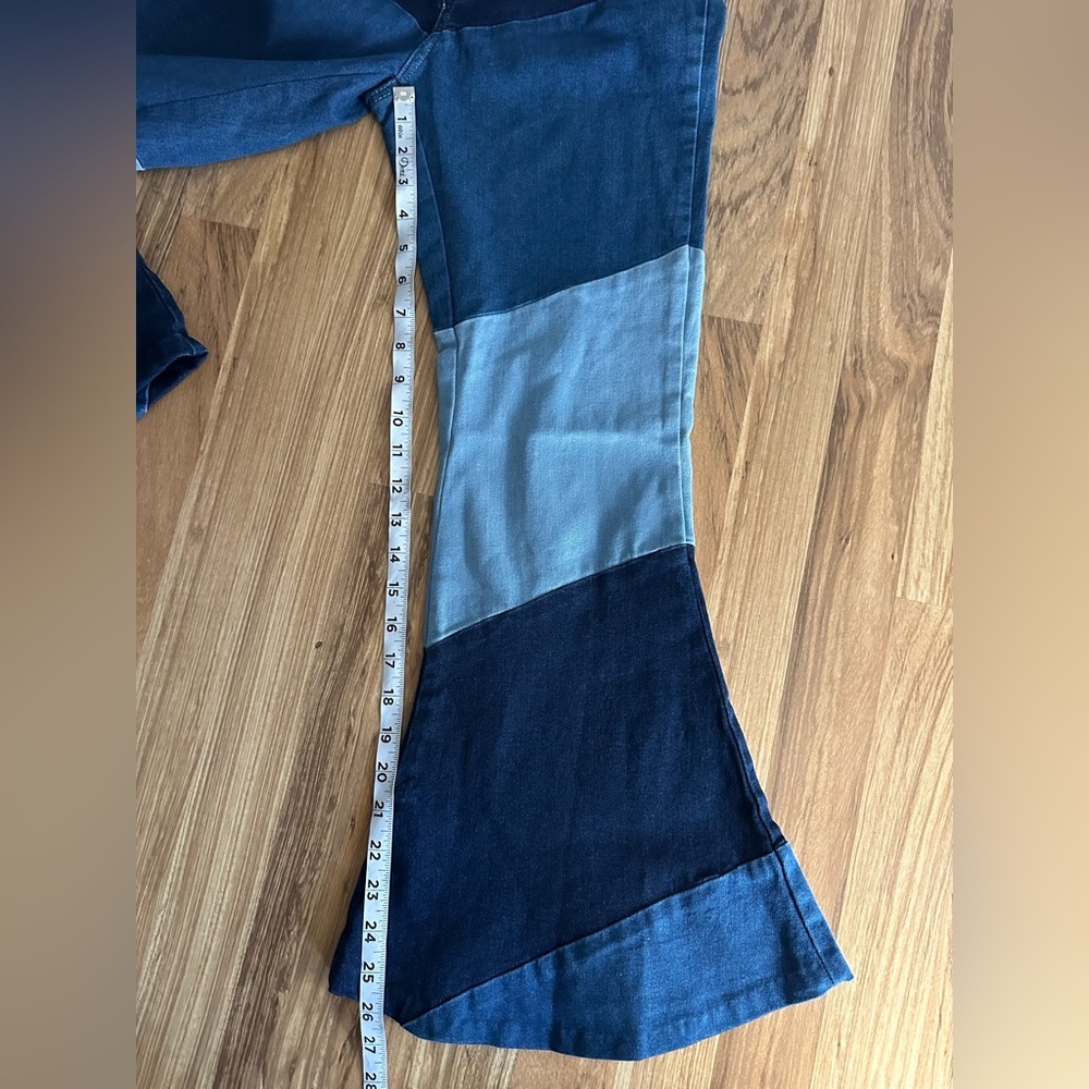 Altar’d State High Waisted Color Block Patch Bell Bottom Blue Size Medium - Picture 7 of 11
